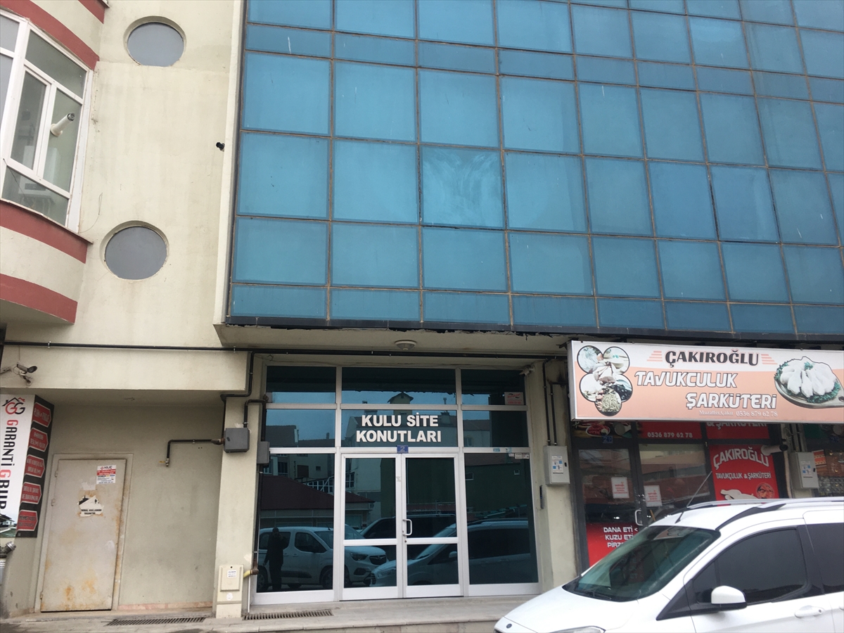 Kulu'da ayakkabı hırsızlığı şüphelileri tutuklandı