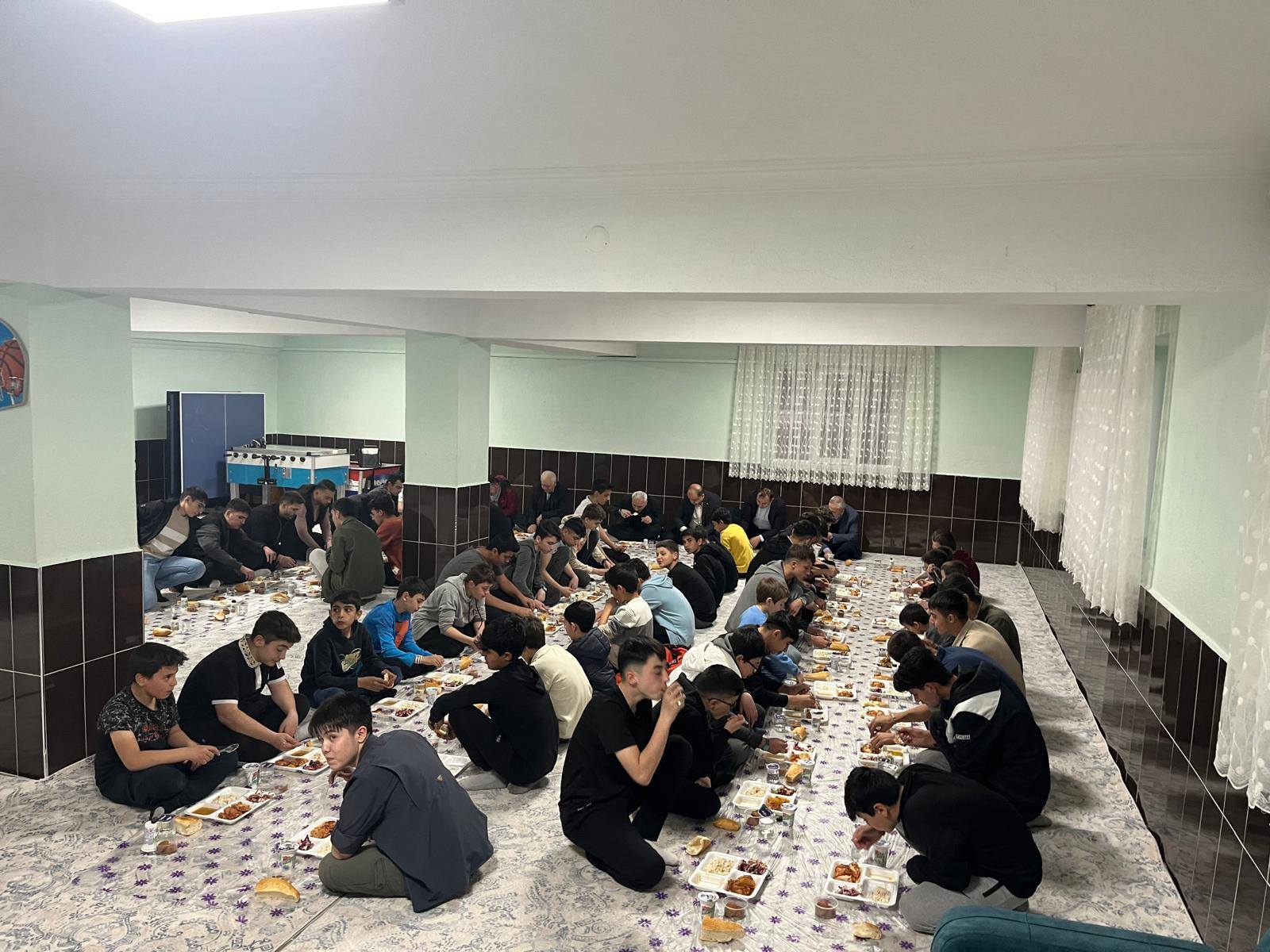 Küpe Diyanet Gençlik Merkezi’nde İftar Programı Düzenlendi
