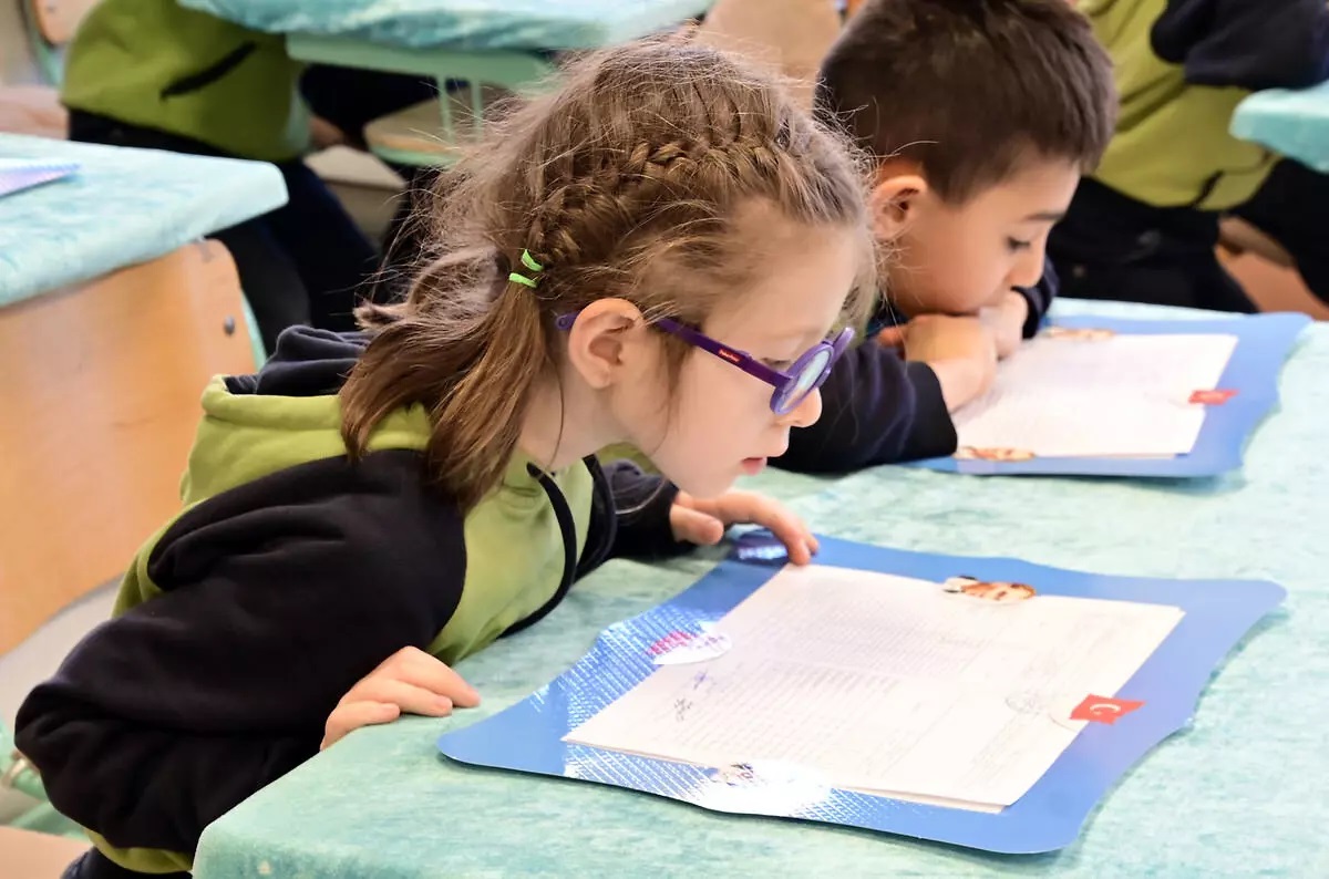 MEB'den okullar için180 olan eğitim iş günü süresini artırmaya yönelik çalışmalara başladı.