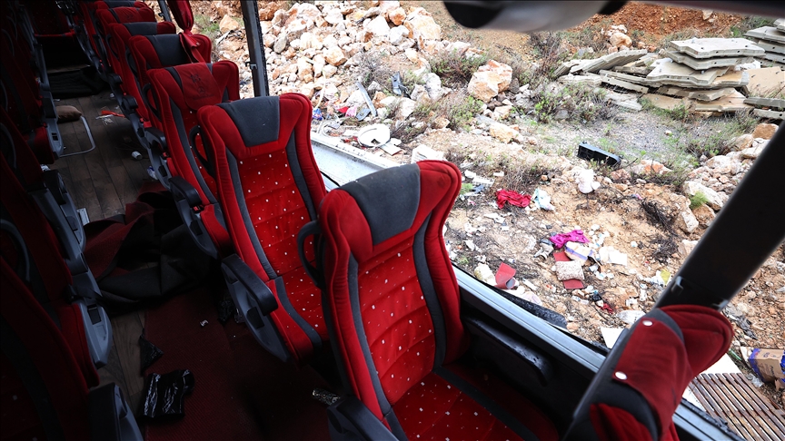 MERSİN - Devrilen yolcu otobüsündeki 9 kişi öldü, 30 kişi yaralandı