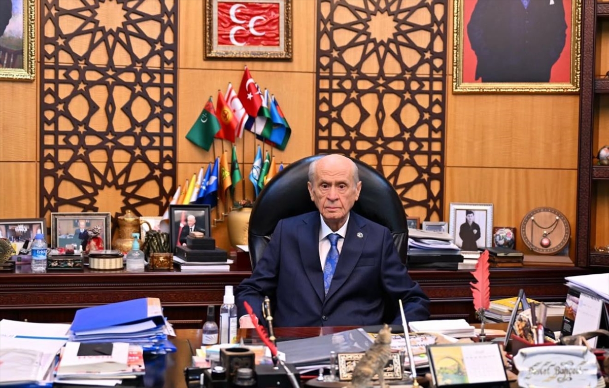 MHP Genel Başkanı Bahçeli, yaklaşık 2 aylık istirahatin ardından mesaisine başladı
