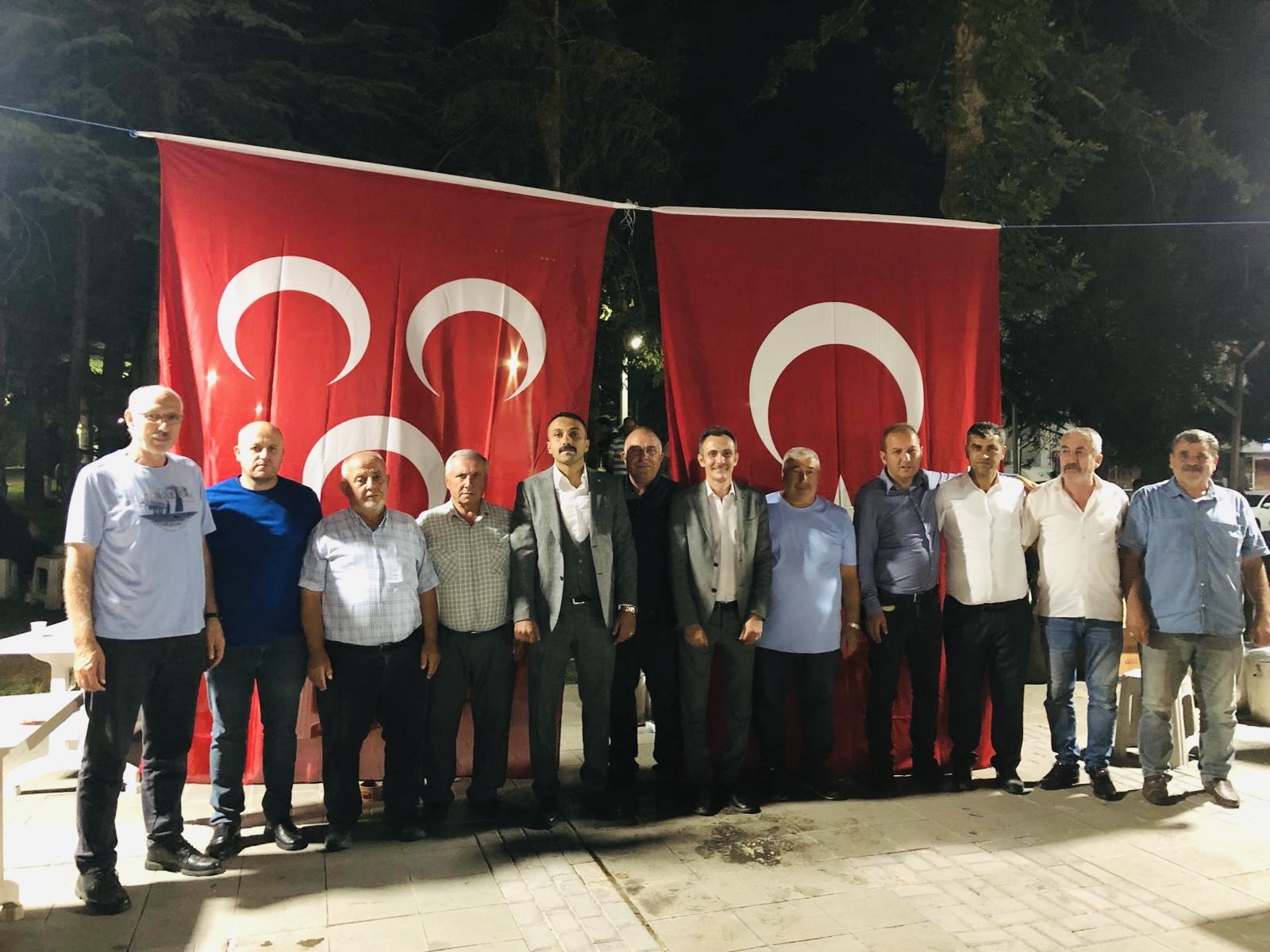 MHP Seydişehir İlçe Başkanlığının düzenlediği aşure programına yoğun katılım oldu.