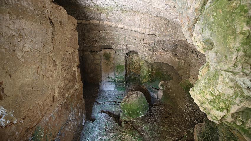 Miletos Antik Kenti'ndeki 'Kutsal Mağara' ziyarete açıldı