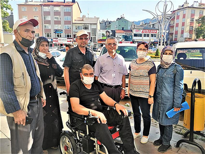 Mustafa Berber tekerlekli sandalyesine kavuştu