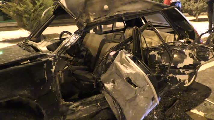 Nevşehir'de tur midibüsü otomobile çarptı, 1 kişi öldü, 3 kişi yaralandı