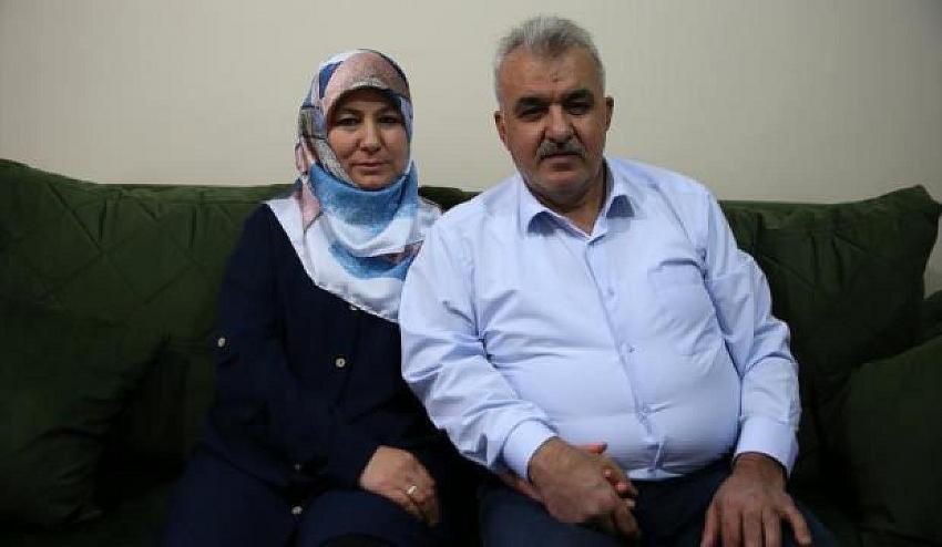 Nişanlıyken ayrılan çift, 35 yıl sonra dünyaevine girdi 