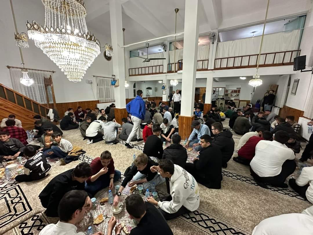 ÖZBOYACI; ABDULMUTTALİP DEMİREL'İN HER ZAMAN YANINDA OLACAĞIZ