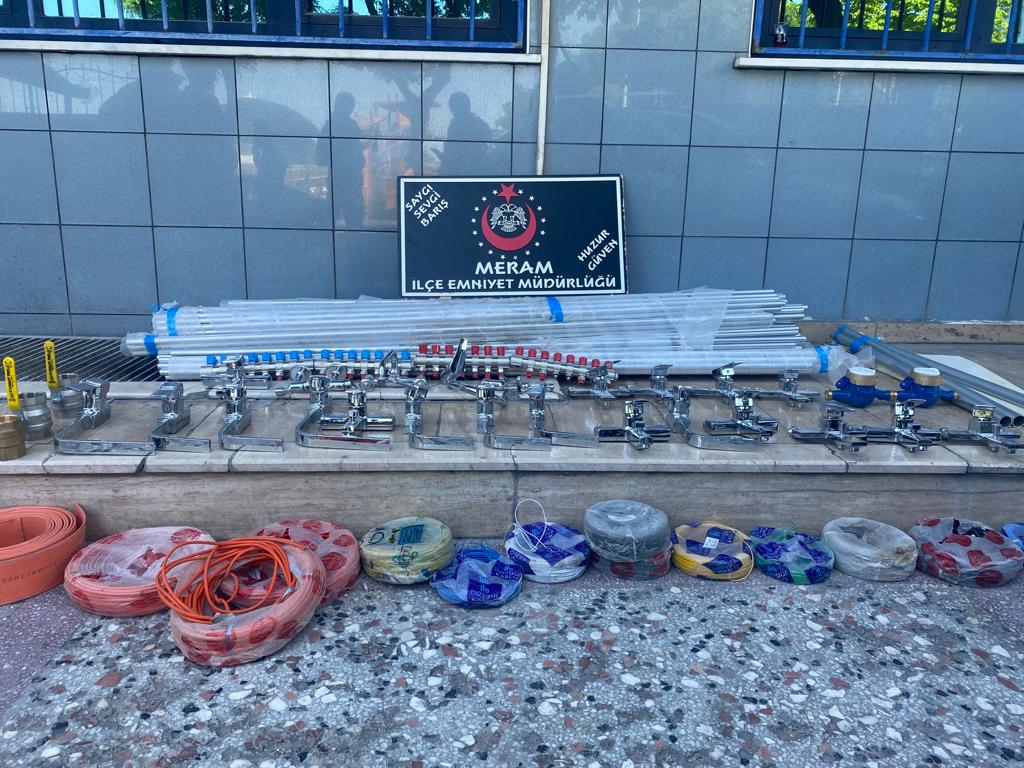 ÖZEL ÖĞRENCİLERİN EĞİTİMİNDE KULLANILAN MALZEMELERİ ÇALAN HIRSIZLAR, POLİS EKİPLERİNCE YAKALANDI