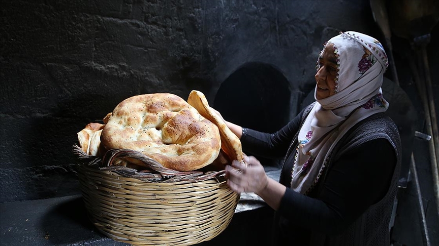 Patates sayesinde tazeliğini koruyan tescilli ekmek: Kaymaklı çöreği