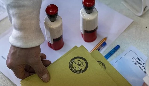 "AK Parti yerel seçimde neden oy kaybetti?" anketi! Birinci sırada hayat pahalılığı var