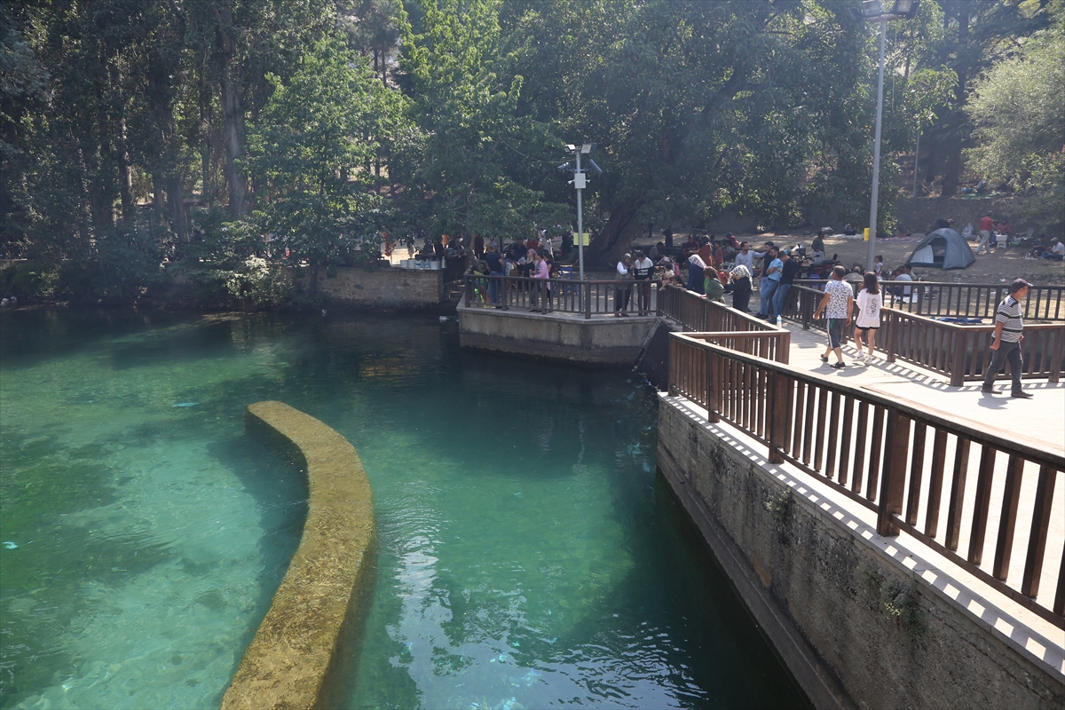 "İvriz" yaz boyunca 300 bine yakın ziyaretçiyi ağırladı