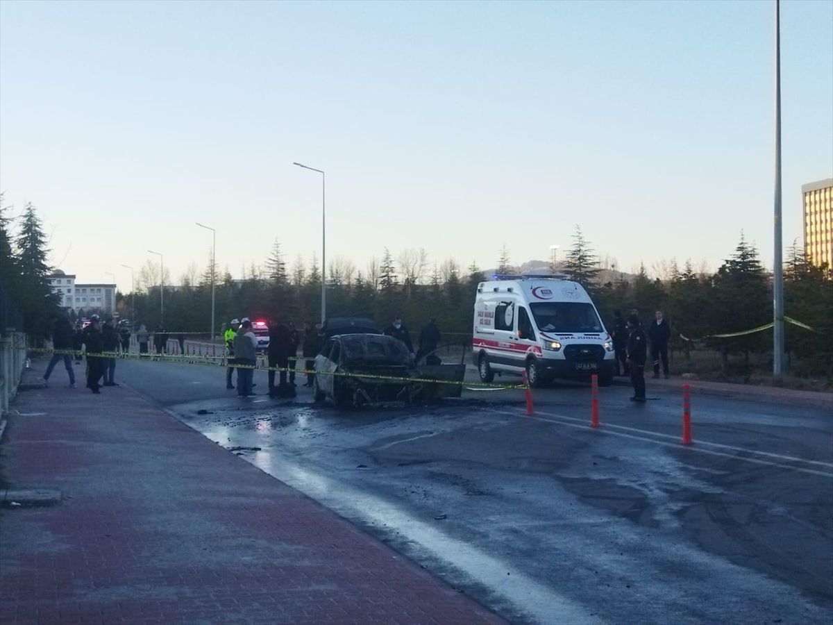 "Konya'da Patlamada: Yenidoğan ünitesinde Tedavisi Tamamlanan  Bebek ve Teyzesi Dönüş Yolunda Hayatını Kaybetti"