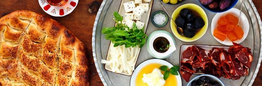 Ramazan'da tok tutan besinler! Sahurda ne yemeli?