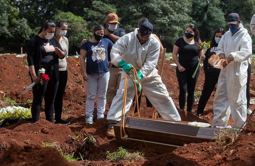 Rekor sayıda ölüm   olan Brezilya'da neler yanlış yapıldı?