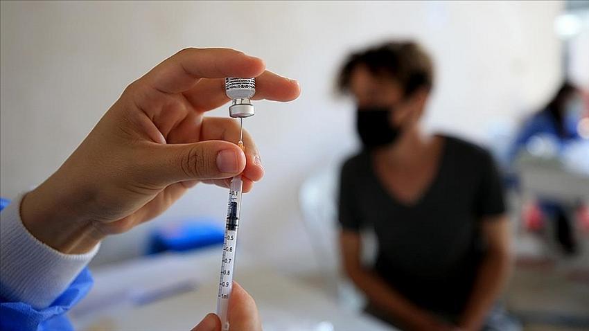 Sağlık Bakanı Koca, son 24 saatte 1 milyon 34 bin 135 doz aşı yapıldığını duyurdu