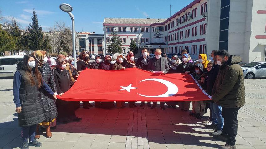 ŞANLI MARŞIMIZ BİR ASIRDIR DİLİMİZDE