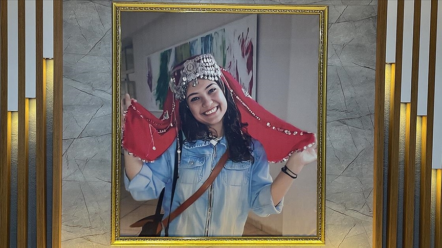 Şehadetinin üzerinden 7 yıl geçen Aybüke öğretmen anılıyor