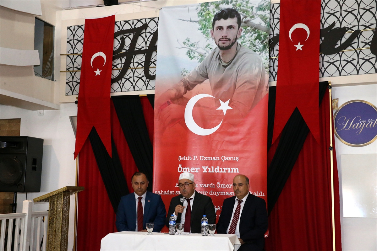 Şehidin eşi düğün gününde düğünlerinin yapılacağı salonda mevlit okuttu