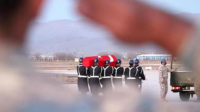 Şehit askerin hastaneye getirilişinde ihmali olduğu ileri sürülen başhekim açığa alındı