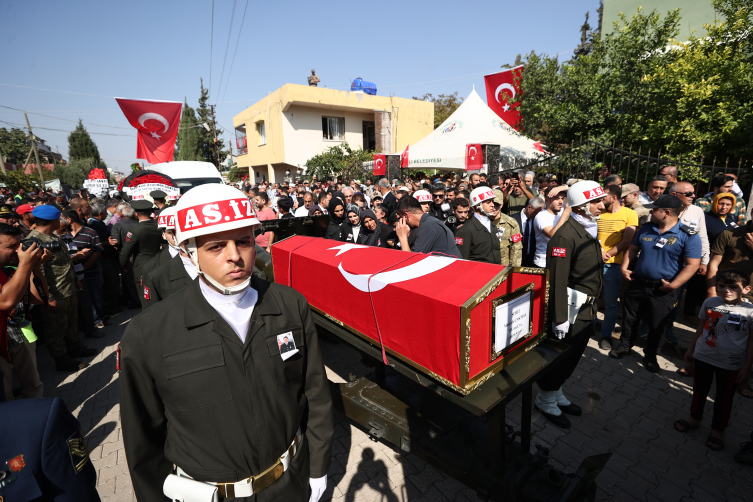 Şehit Mustafa Çakmak'a memleketinde son  yolculuğuna  uğurlandı