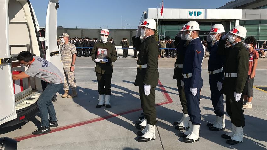 Şehit Piyade Sözleşmeli Er Ömer Faruk Erdem'in cenazesi memleketi Konya'ya getirildi