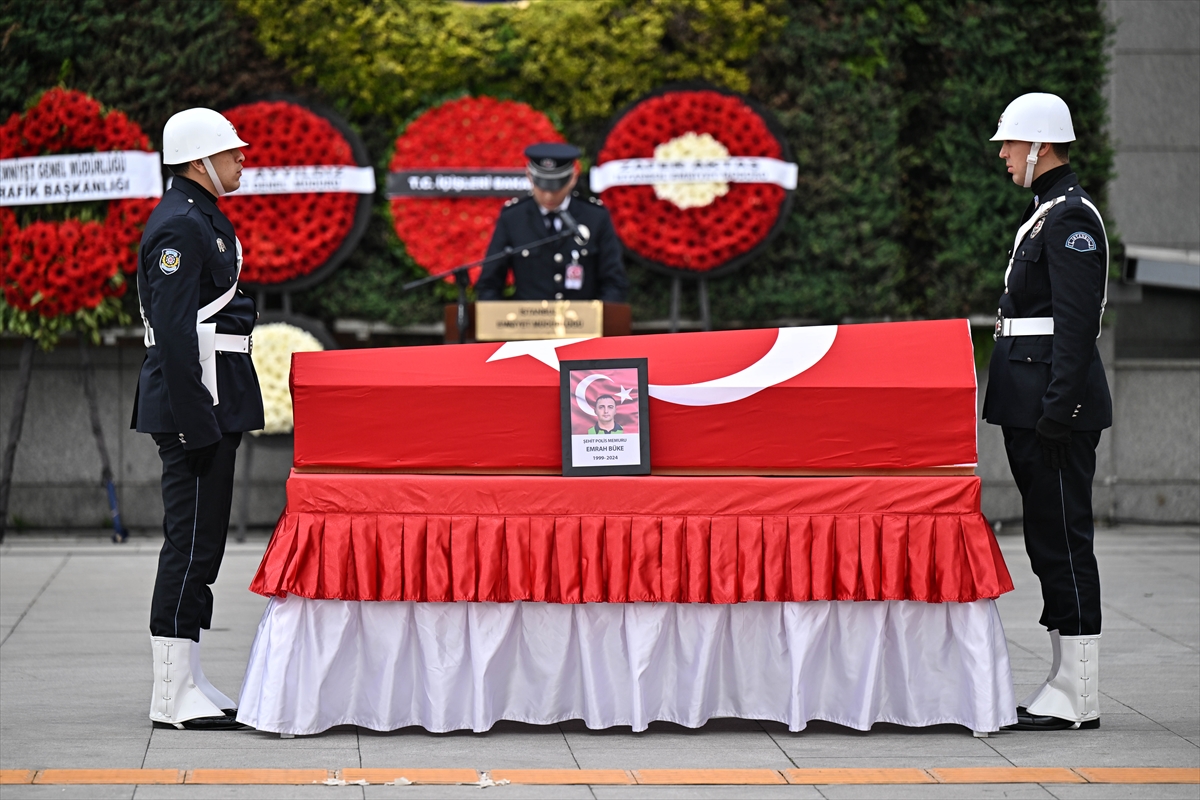 Şehit polis Emrah Büke son yolculuğuna uğurlandı