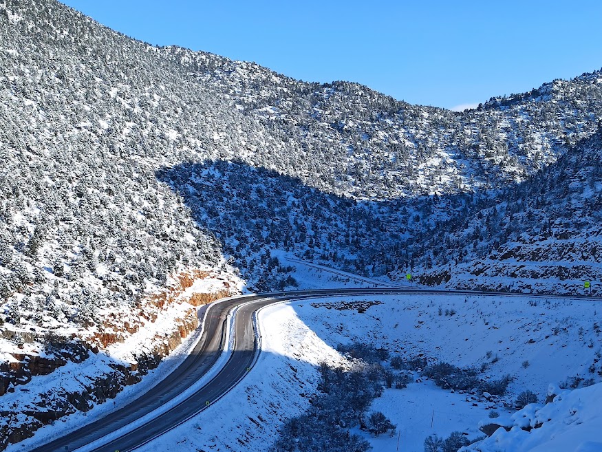 Seydişehir-Antalya kara yolu küçük araçların geçişine açıldı