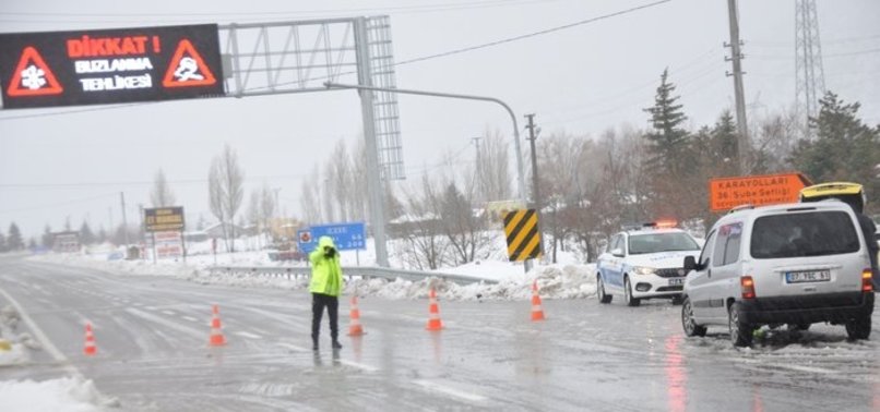 Seydişehir-Antalya kara yolu  Tüm araçlar için trafiğe kapatıldı