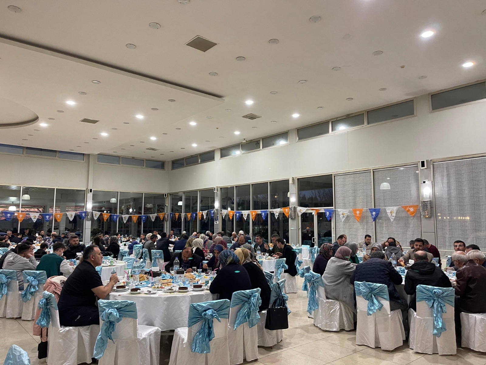 SEYDİŞEHİR CUMHUR İTTİFAKI ŞEHİT AİLELERİ İLE İFTARDA BULUŞTU