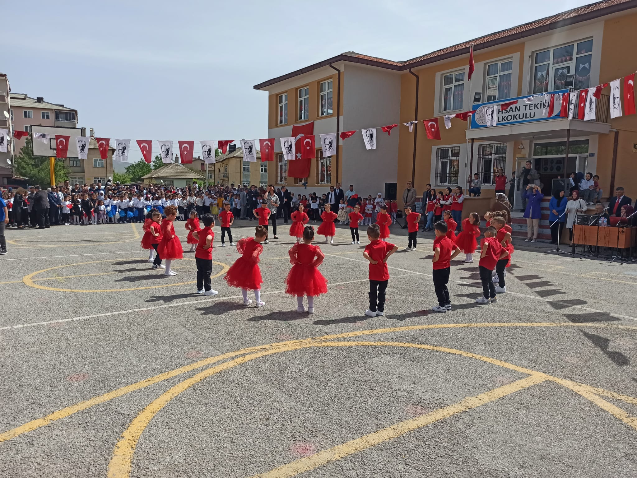 Seydişehir'de 23 Nisan Ulusal Egemenlik bayramı kutlaması VİDEOHABER