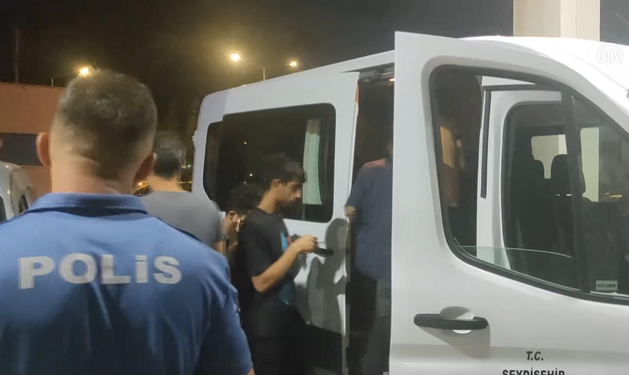 Seydişehir'de  8 kaçak Afganistanlı yakalandı