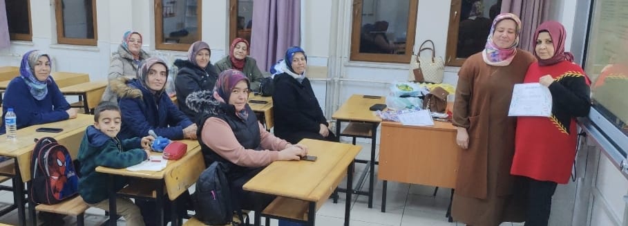 Seydişehir'de Aile Eğitimi Kurslarına Yoğun İlgi Var