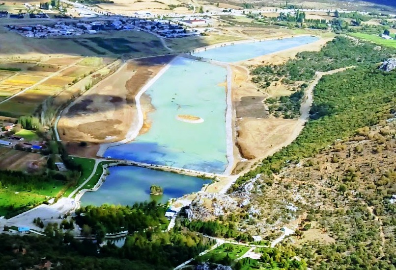 Seydişehir’de başlatılan Kuğulupark Rehabilitasyon projesi tüm hızıyla sürüyor.