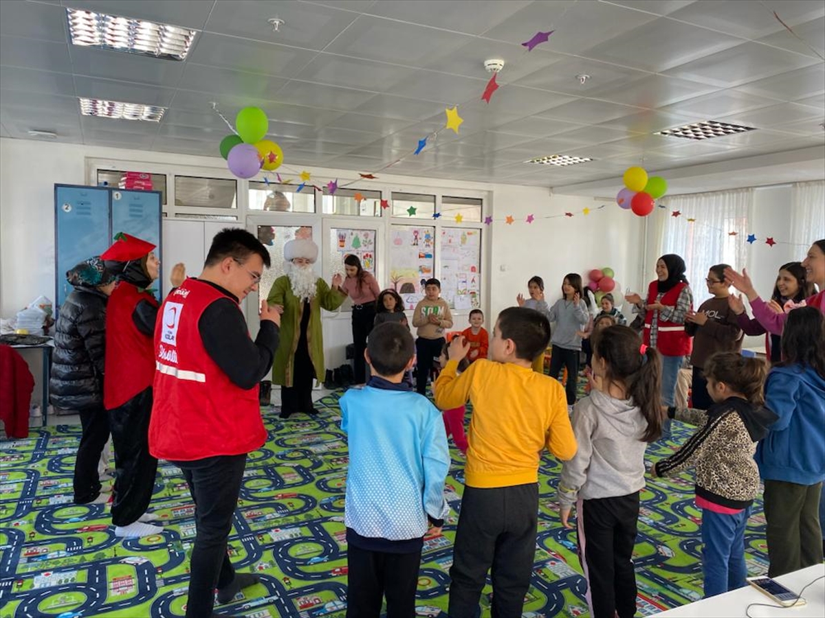 Seydişehir'de depremzede çocuklar için etkinlik düzenlendi