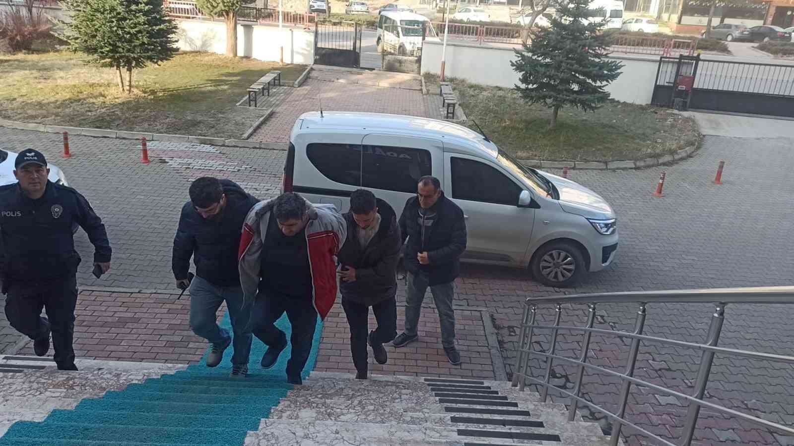 Seydişehir'de eski eşini ve kızını öldüren kişi hakkında ağırlaştırılmış müebbet hapis istemi