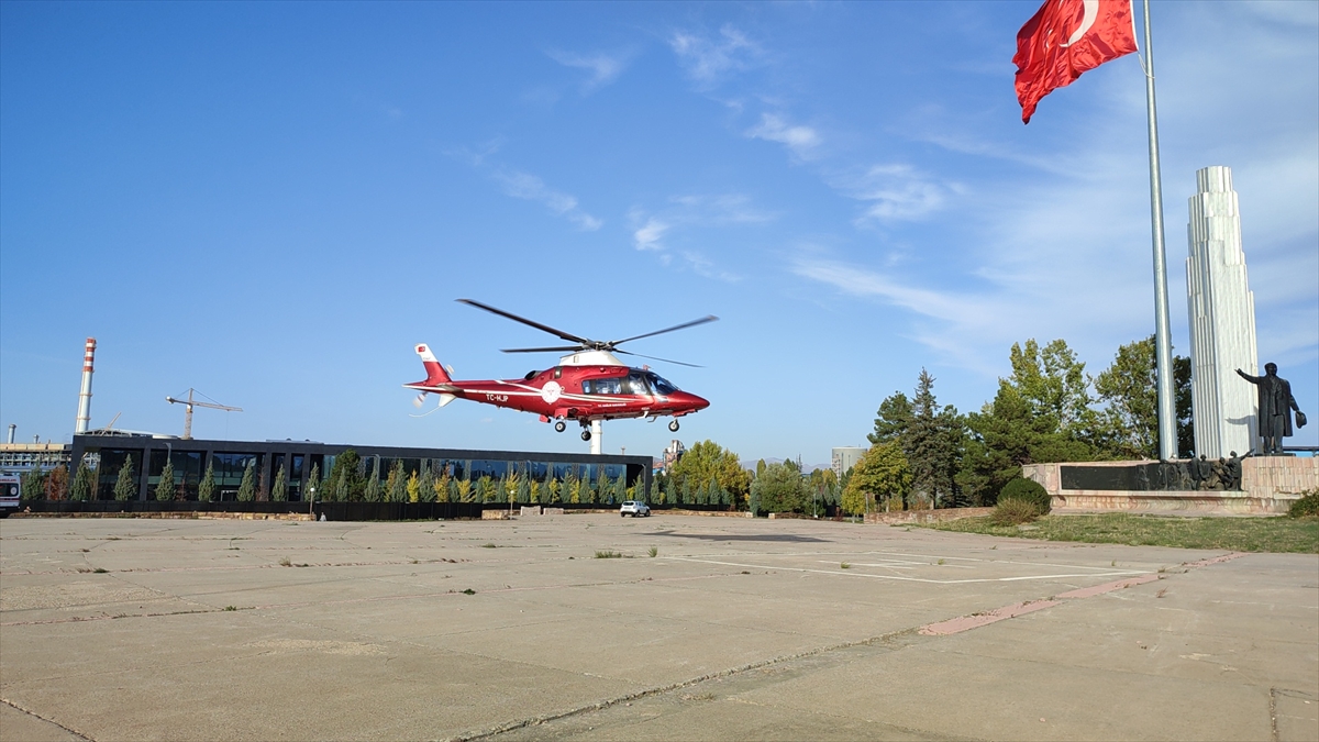 Seydişehir'de Kalp Krizi Geçiren Hasta Ambulans Helikopterle Hastaneye Kaldırıldı