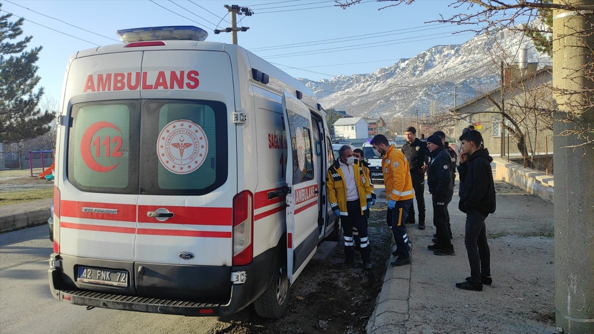 Seydişehir'de  karbonmonoksitten zehirlenen anne ve 2 çocuğu hastaneye kaldırıldı
