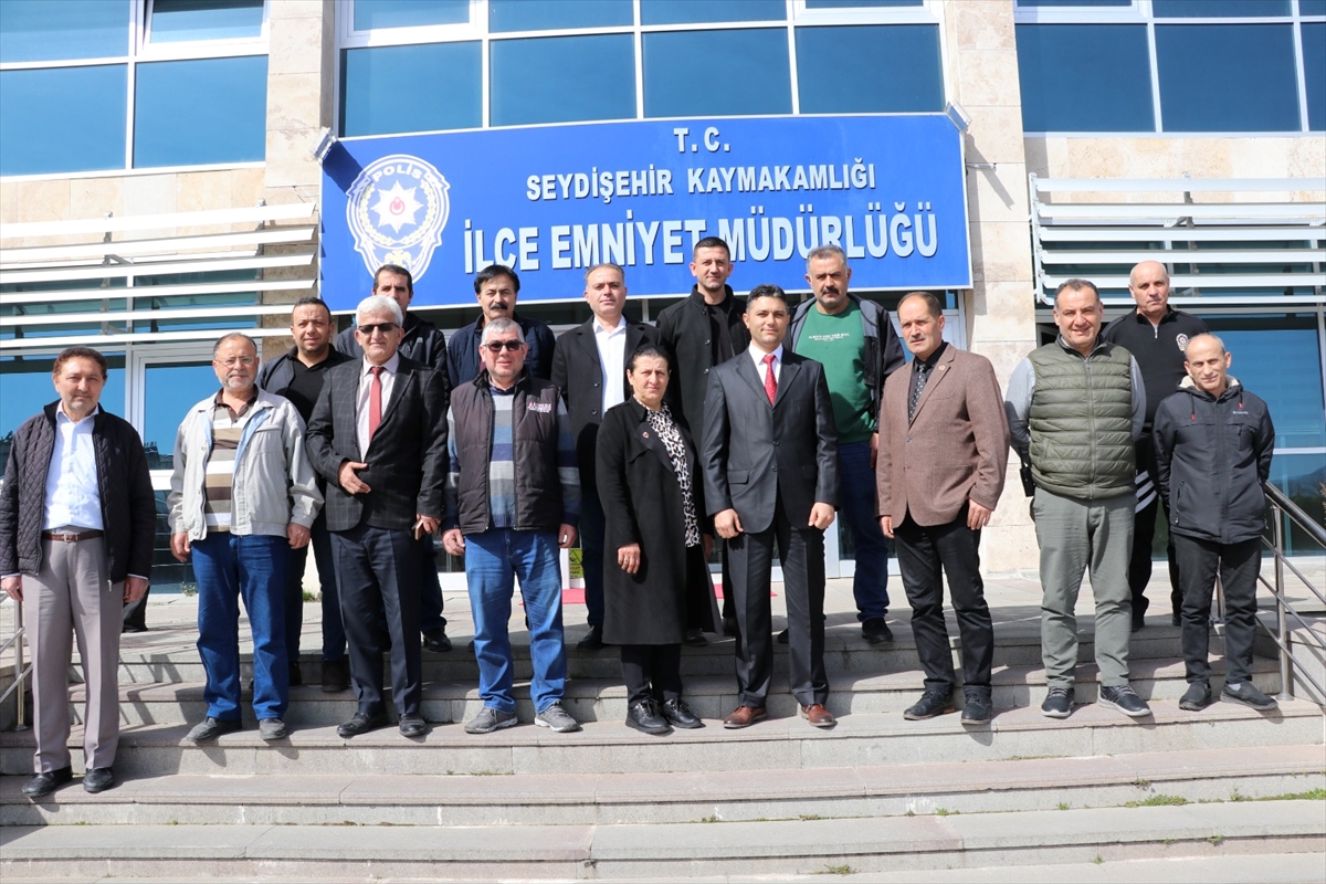 Seydişehir'de kurum amirleri ve mahalle muhtarlarının katılımıyla toplantı yapıldı