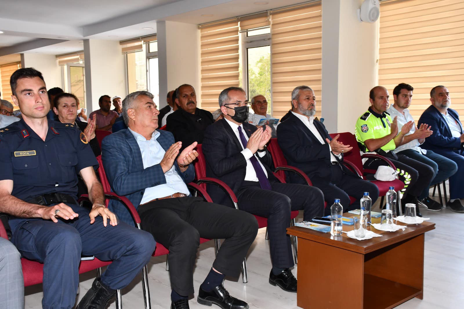 Seydişehir'de "Huzurlu İlçem Güvenli Elleri toplantısı