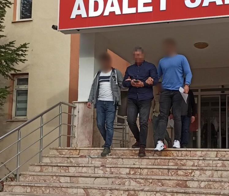 Seydişehir'de  sahte altında sarrafları dolandıran şüpheliye operasyon