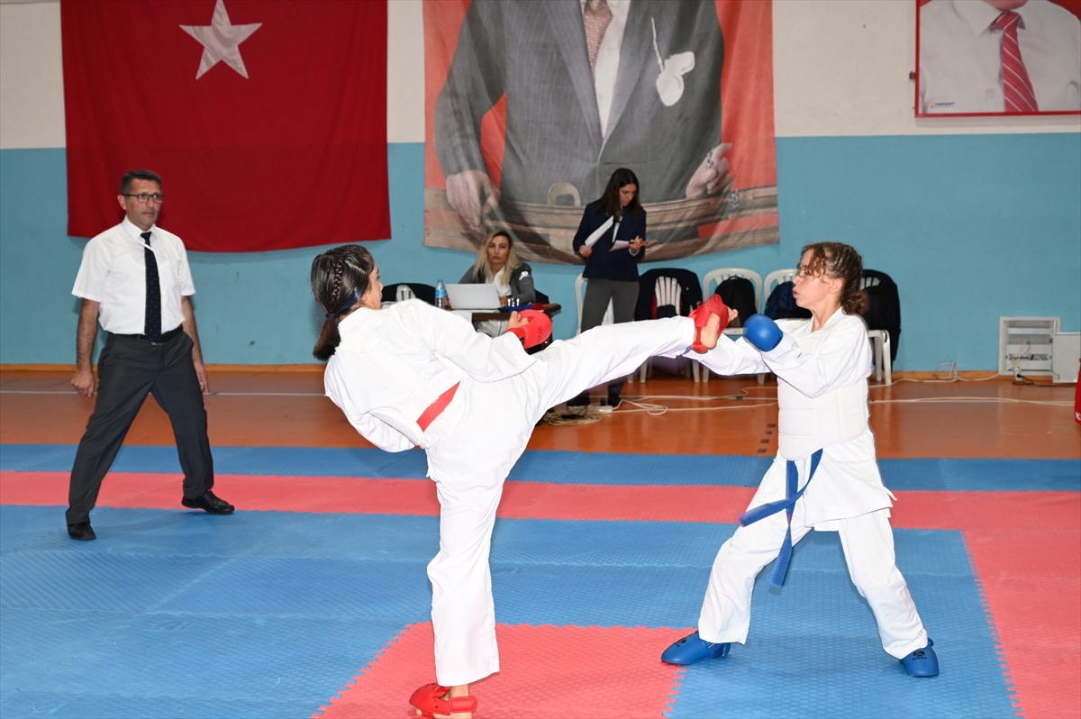 Seydişehir’de Şehit ve Gazileri Anma Karate Turnuvası sona erdi