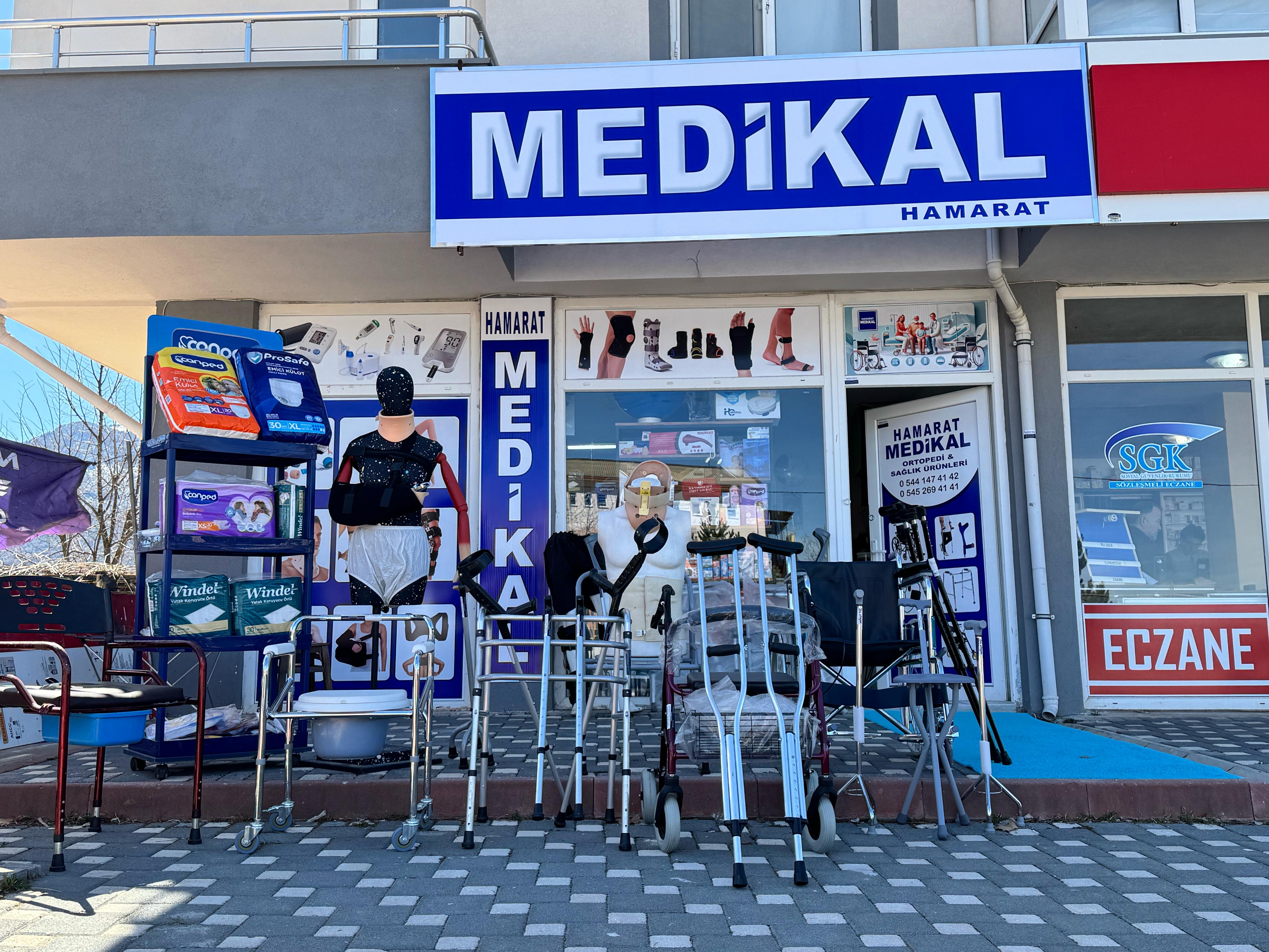 Seydişehir’de Tek! en kapsamlı medikal dükkanı hizmete girdi.