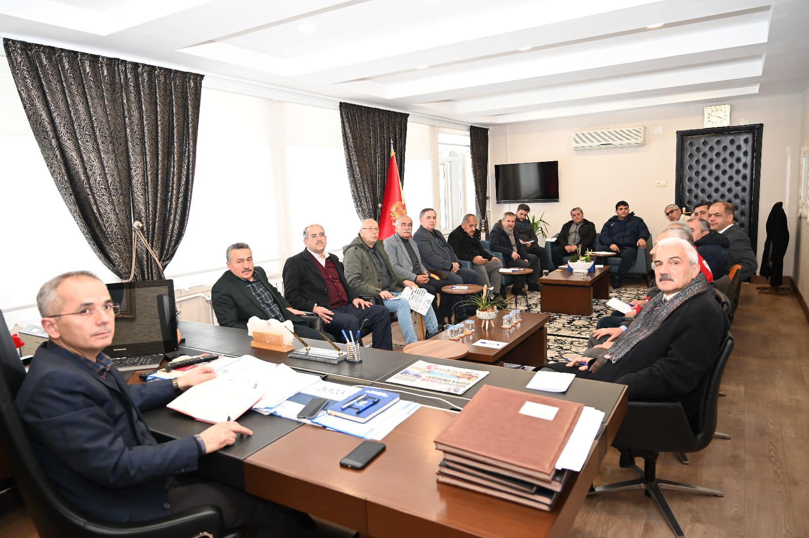 SEYDİŞEHİR DEPREMDE TEK YÜREK"