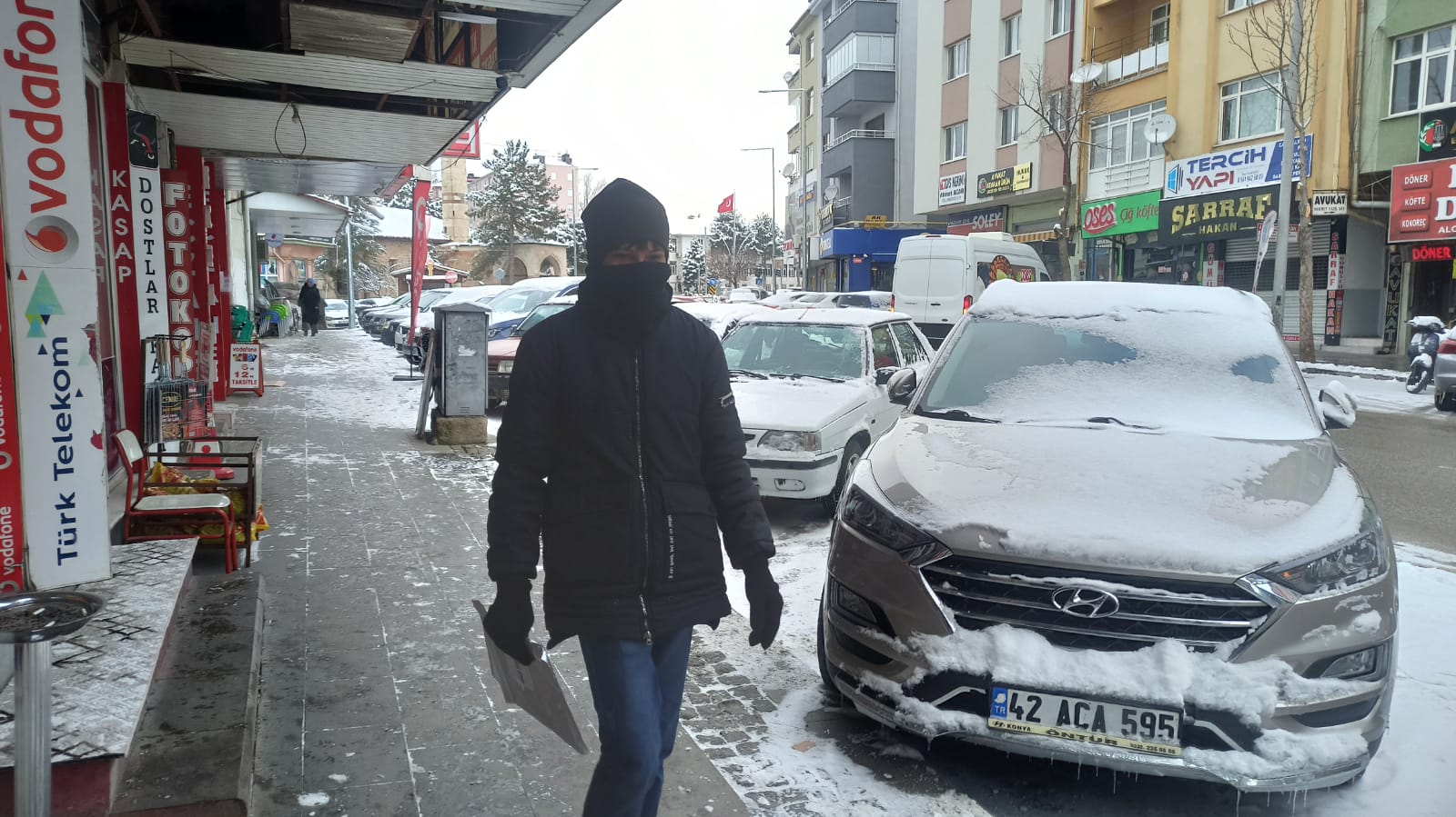 Seydişehir Dondurucu Soğukla Mücadele Ediyor: Bu  gece -9.3 dereceyi  gördü.