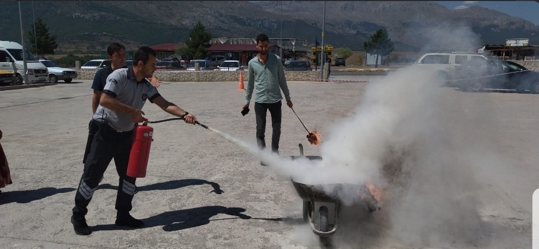 Seydişehir Hastane Çalışanlarına afet  farkındalık eğitimi