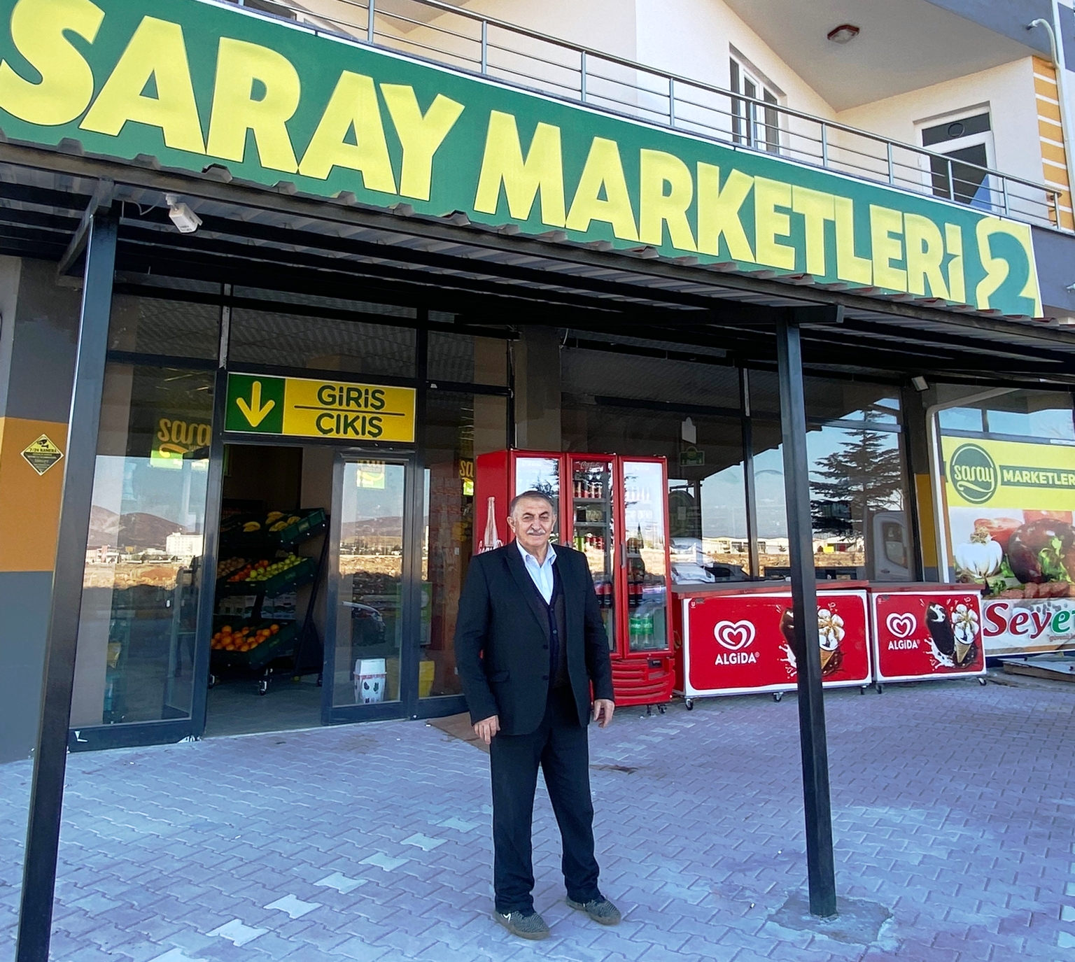 Seydişehir’in yerel markası ‘’Saray Marketleri’’ 2. Şubesini yeni otogar karşısına açıyor…