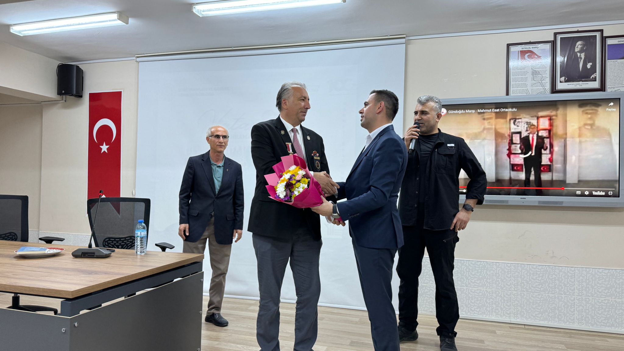 Seydişehir Mahmut Esat Ortaokulu'nda Vatan ve Kahramanlık Buluşmaları Yapıldı