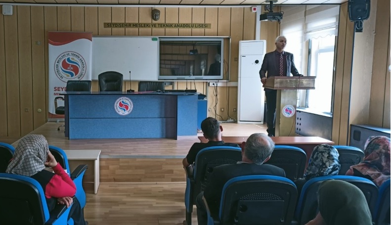 SEYDİŞEHİR MESLEKİ VE TEKNİK ANADOLU LİSESİNE VELİLERDEN YOĞUN İLGİ