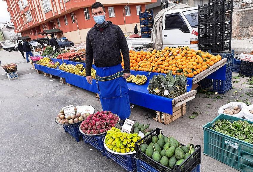 Seydişehir  Pazarında   Vitamin Deposu Tropikal Meyveler Satışta