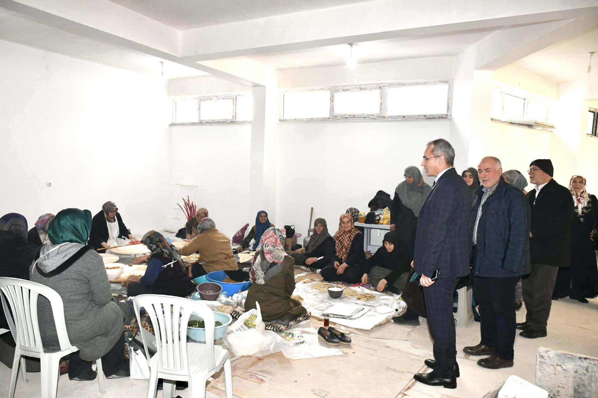 SEYİDHARUN  İLİM YAYMA DERNEĞİN  DEPREMZEDELER YARARINA KERMES